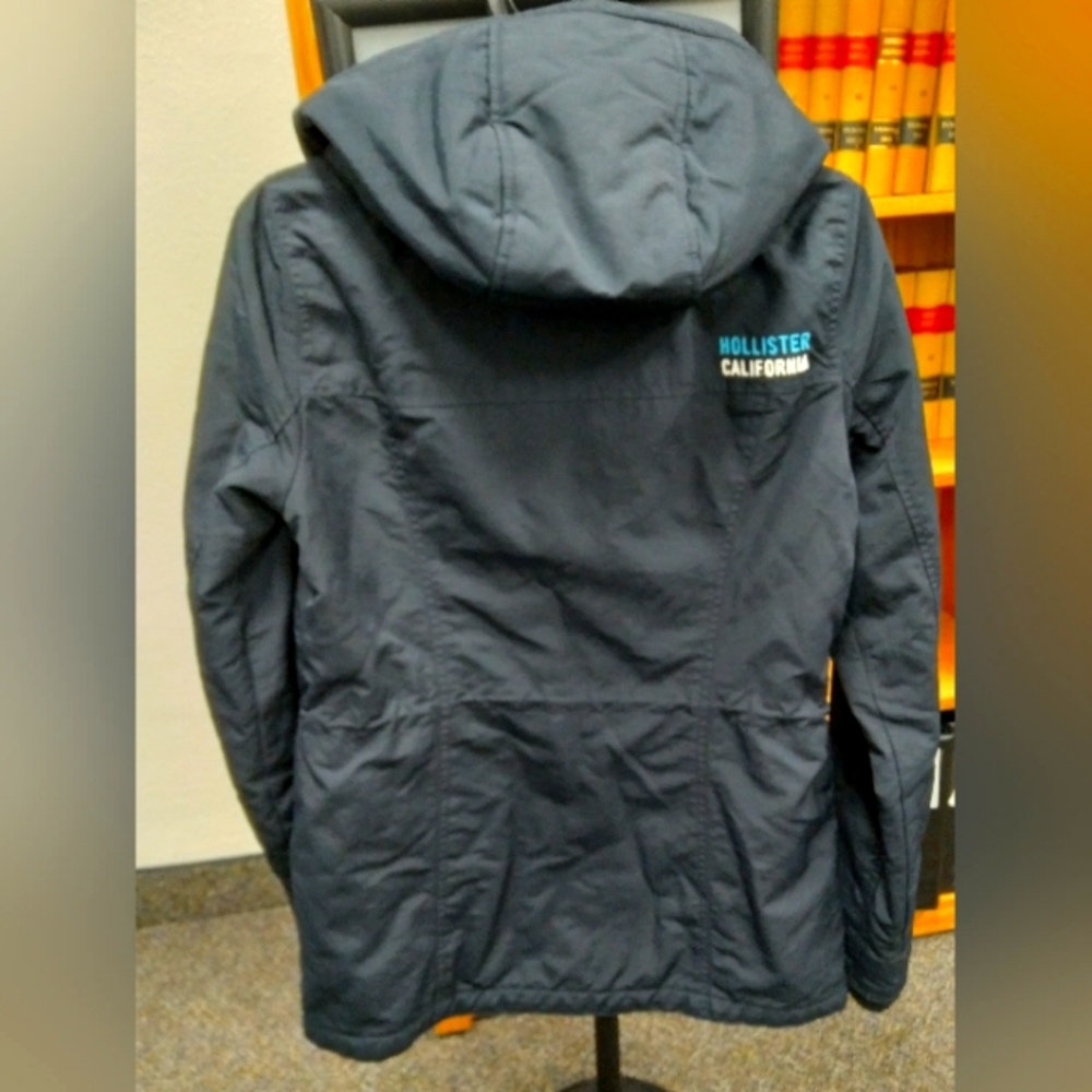 Hollister jacket - Picture 3 of 7